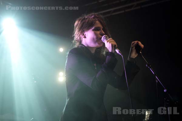 CHRISTINE AND THE QUEENS - 2012-03-22 - PARIS - Point Ephemere - 